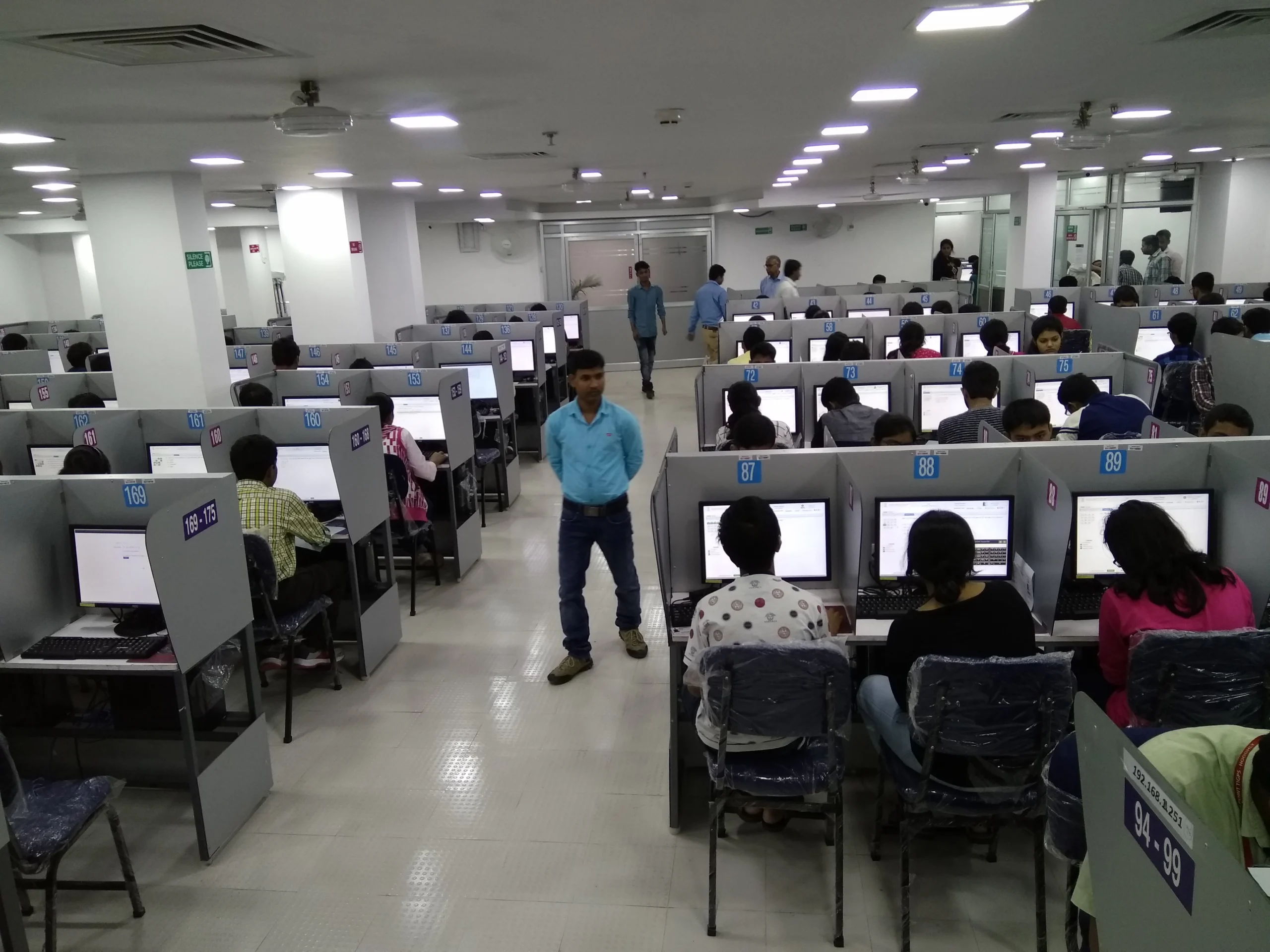 प्रवेश परीक्षा 2026 एंट्रेंस एग्ज़ाम रजिस्ट्रेशन यूनिवर्सिटी एडमिशन 2026 मेडिकल कॉलेज एडमिशन इंजीनियरिंग कॉलेज प्रवेश सरकारी और राष्ट्रीय परीक्षा आवेदन प्रक्रिया पात्रता मानदंड परीक्षा कैलेंडर 2026